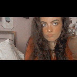 Meet your Posher, Ashlyne